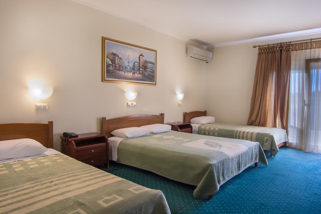 Hotel Alexandros Doxato Exterior photo
